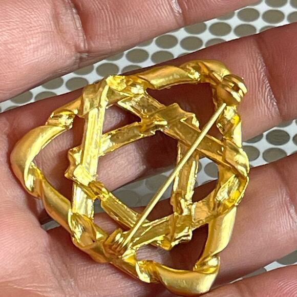 Vintage Gold Tone Rhinestones Brooch Triangle Lapel Pin B#18 - Picture 2 of 6